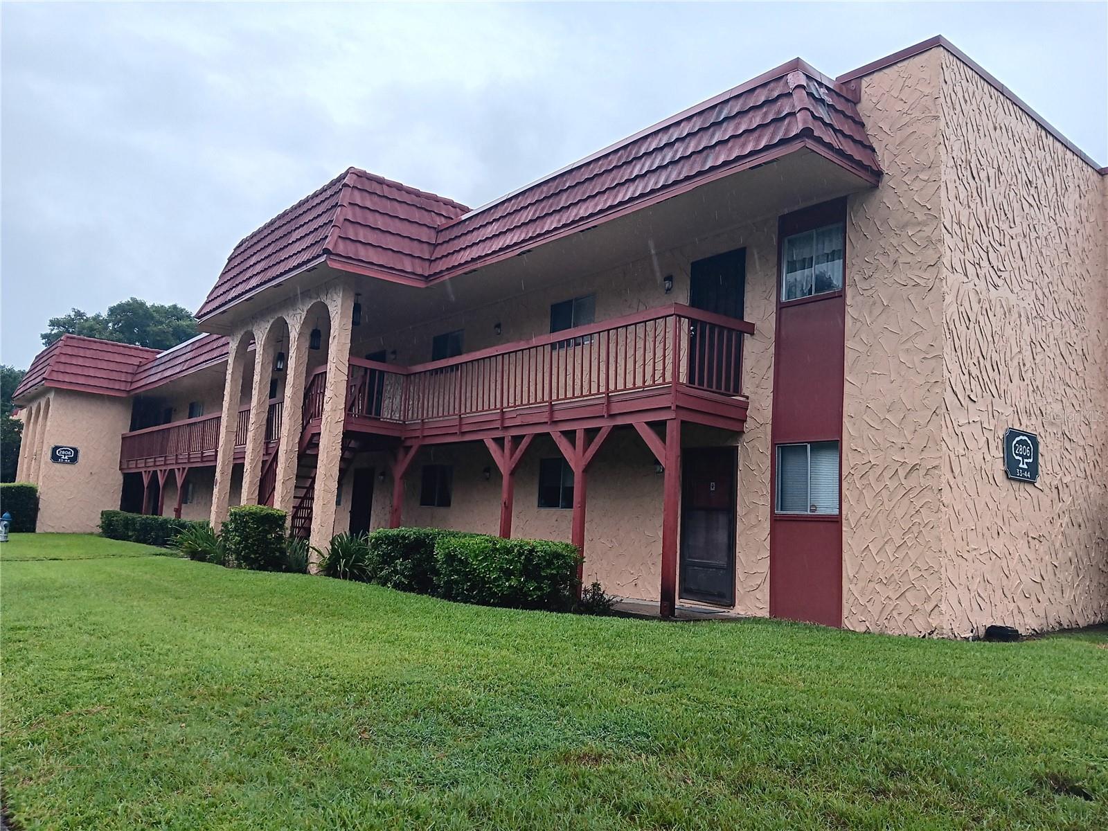 Property Photo: 2806 N Powers Drive 8 FL 32818