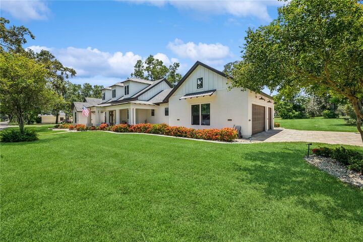Property Photo:  101 N Starr Street  FL 34760 