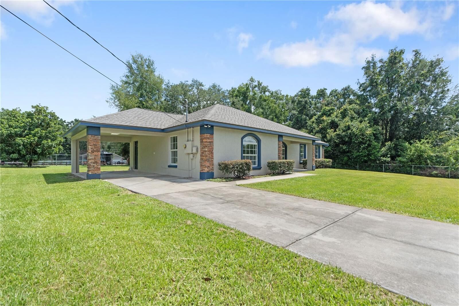 Property Photo: 5733 NW 6th Street FL 34482