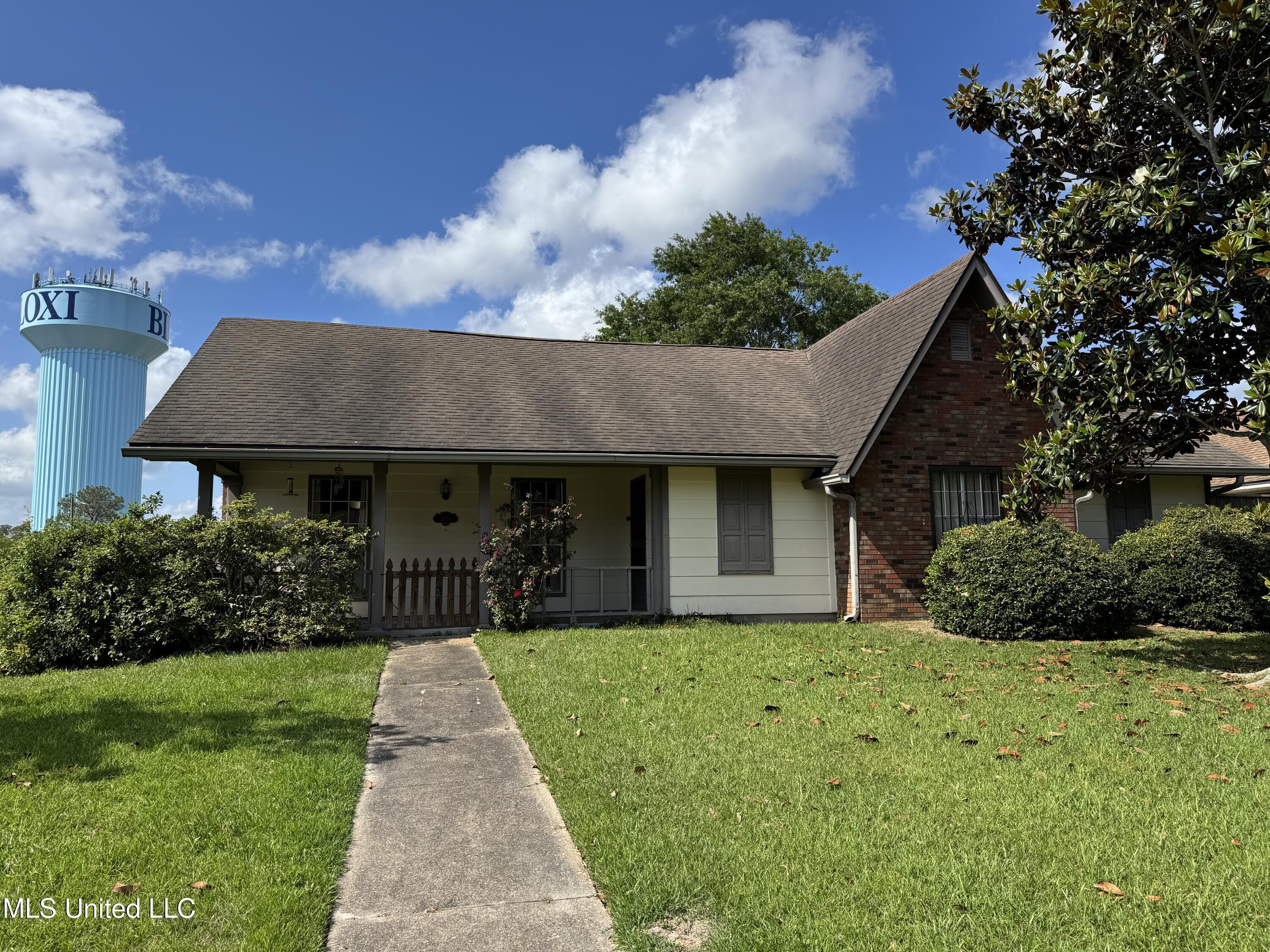 Property Photo: 2158 Baywood Drive MS 39532