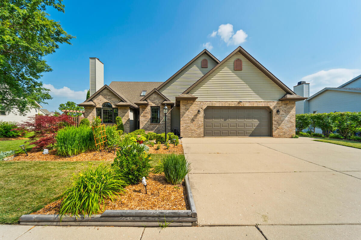 Property Photo: 6616 82nd St WI 53142
