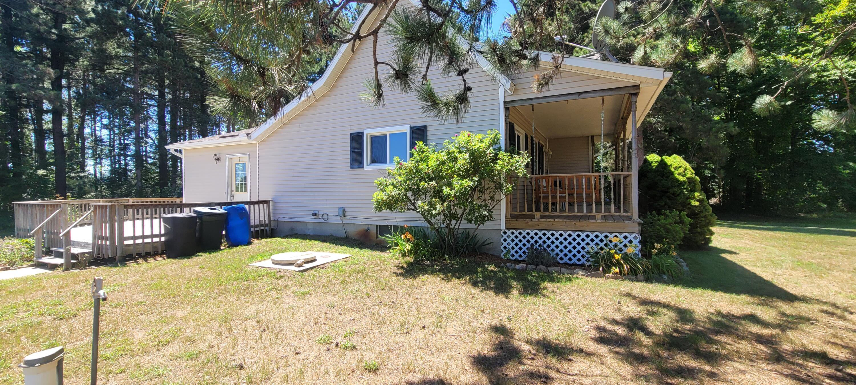 Property Photo:  1869 Monroe Road  MI 49420 