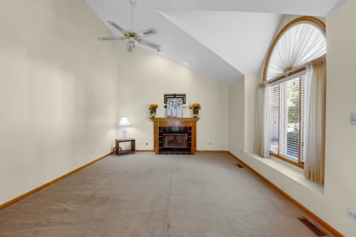 Property Photo:  837 Dorsetshire Drive  IL 60417 