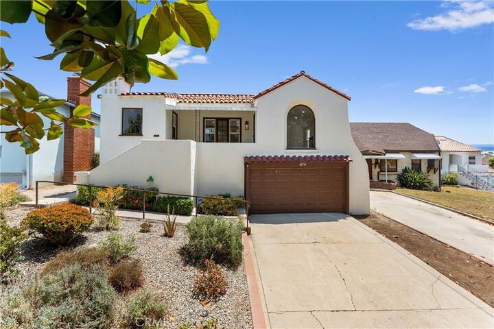 Property Photo:  6010 S Verdun Avenue  CA 90043 