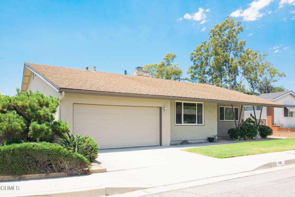 Property Photo: 1101 Larker Avenue CA 90042