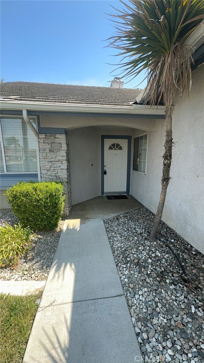 Property Photo: 41146 Lorient Court CA 92562