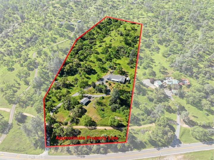 Property Photo:  31749 Road 400  CA 93614 