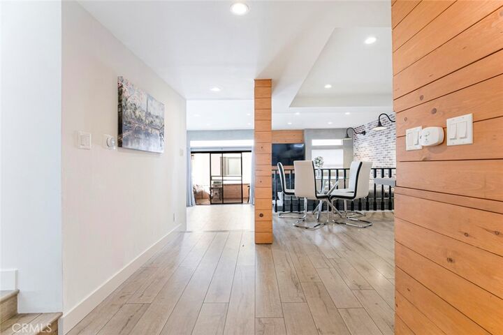 Property Photo: 11911 Magnolia Boulevard 19 CA 91607