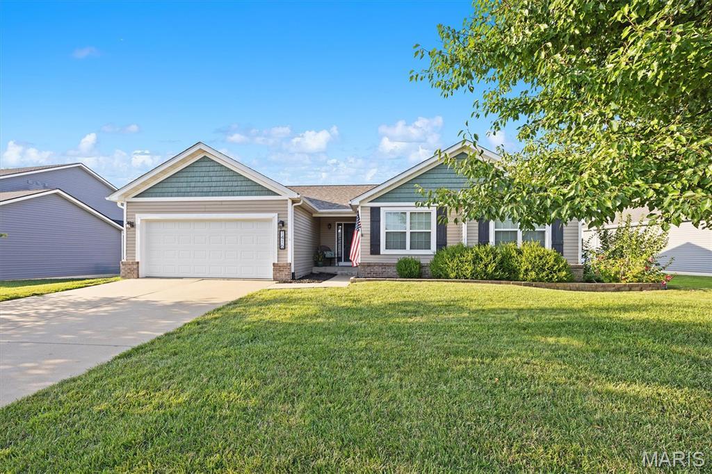 Property Photo: 1416 Keck Ridge Drive IL 62269