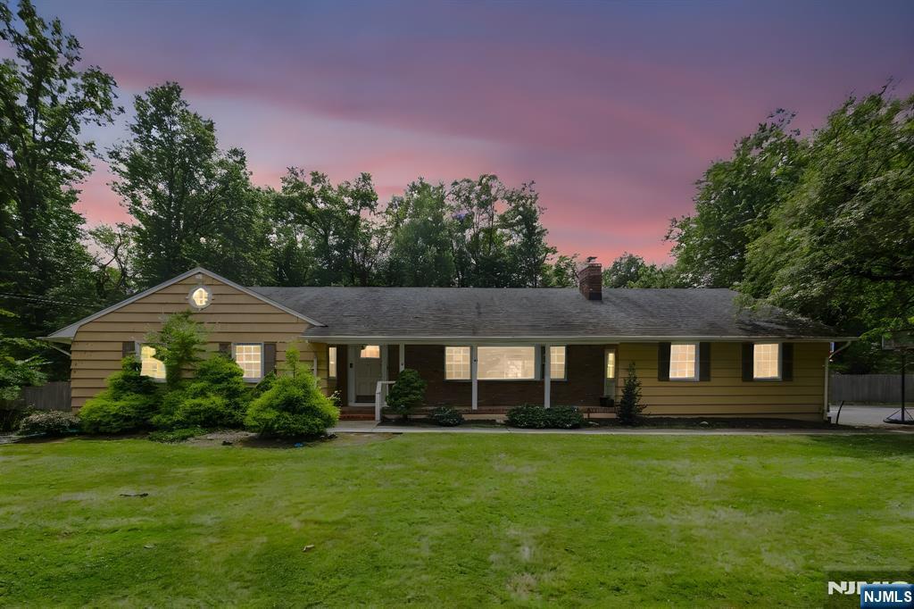8 Aberdeen Road  Scotch Plains NJ 07076 photo
