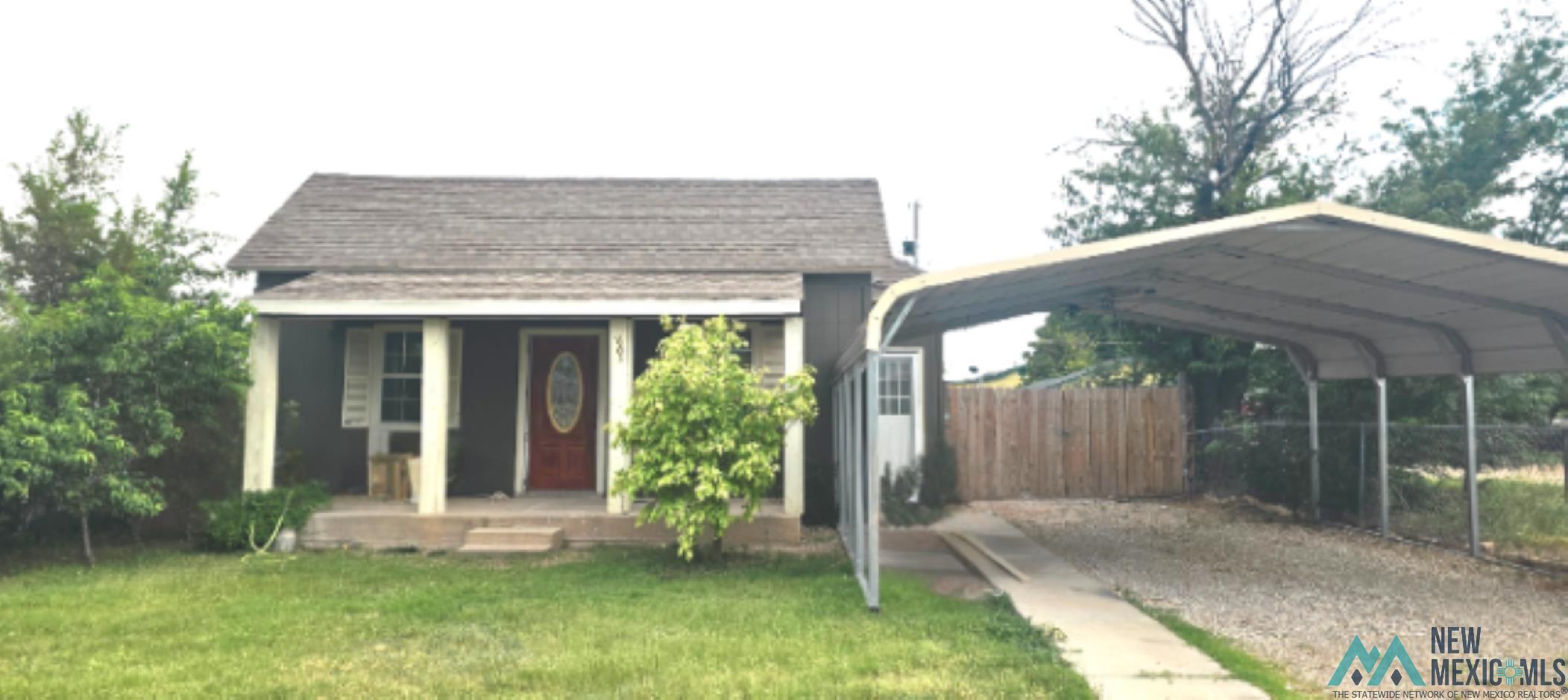 Property Photo: 605 Presidio Street NM 88220