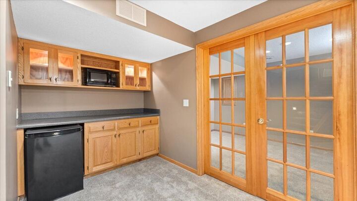Property Photo:  233 Cherry Hill Alcove  MN 55340 