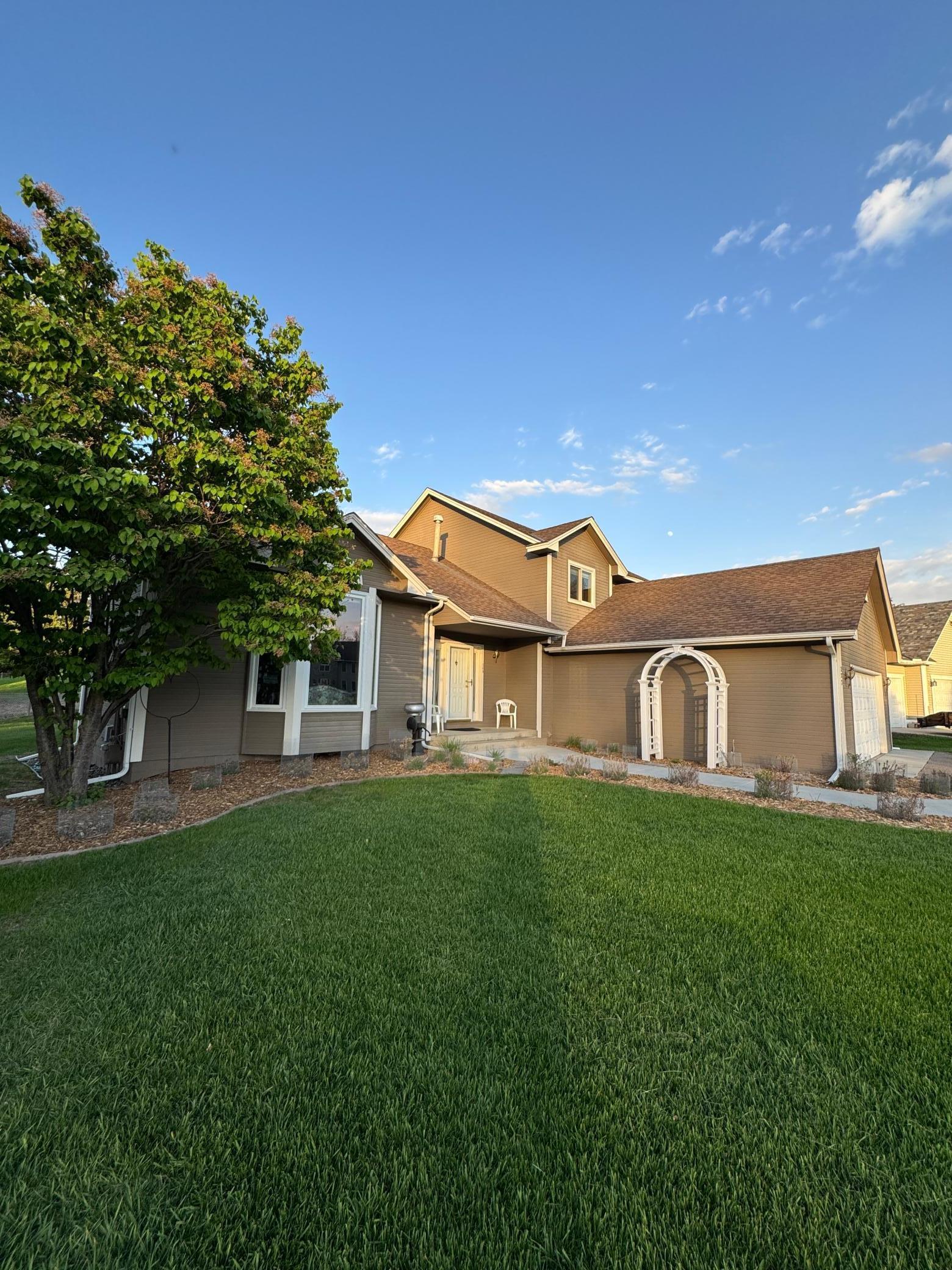 Property Photo: 233 Cherry Hill Alcove MN 55340