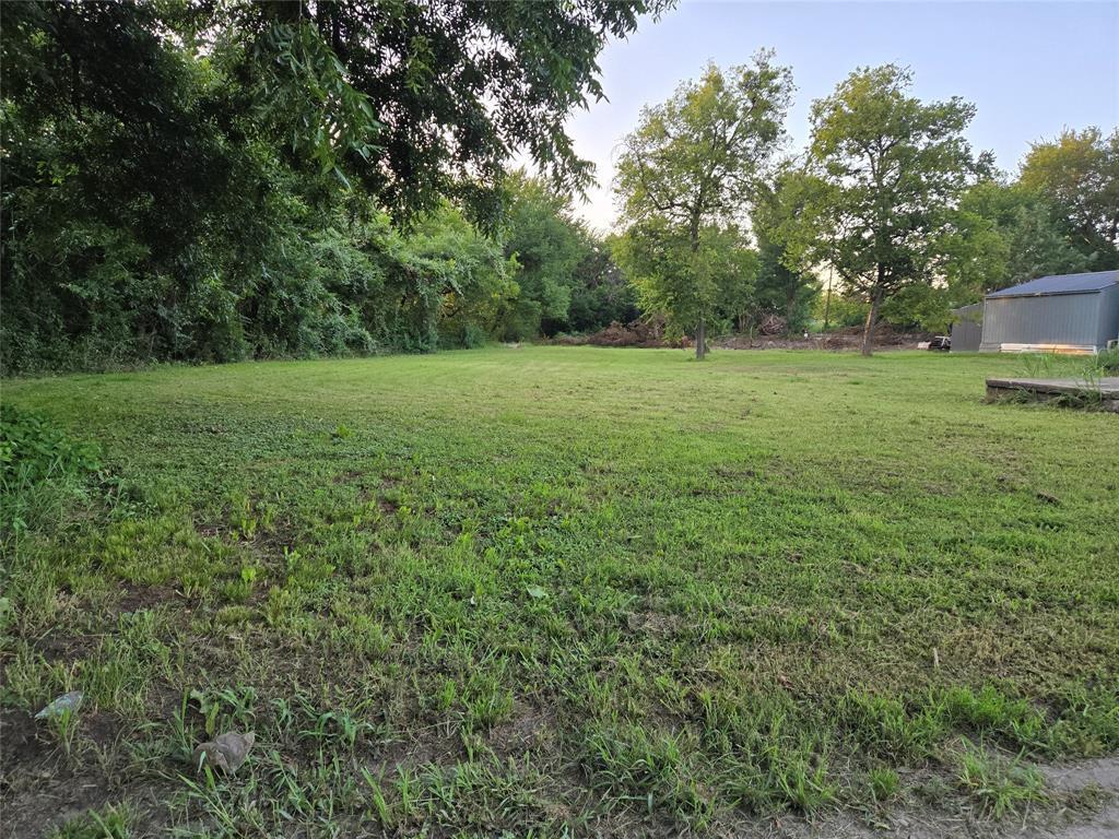 Property Photo:  750 W 9th Avenue  TX 75110 