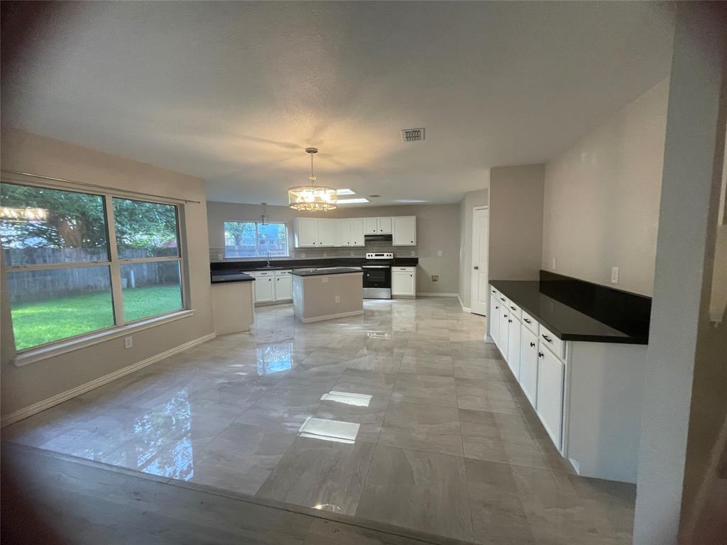 Property Photo:  3152 Pine Valley Drive  TX 75052 
