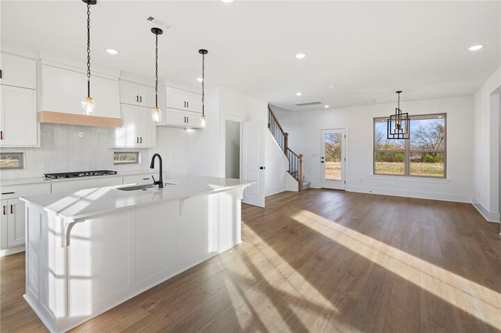 Property Photo: 4602 SW Juneberry Street AR 72713