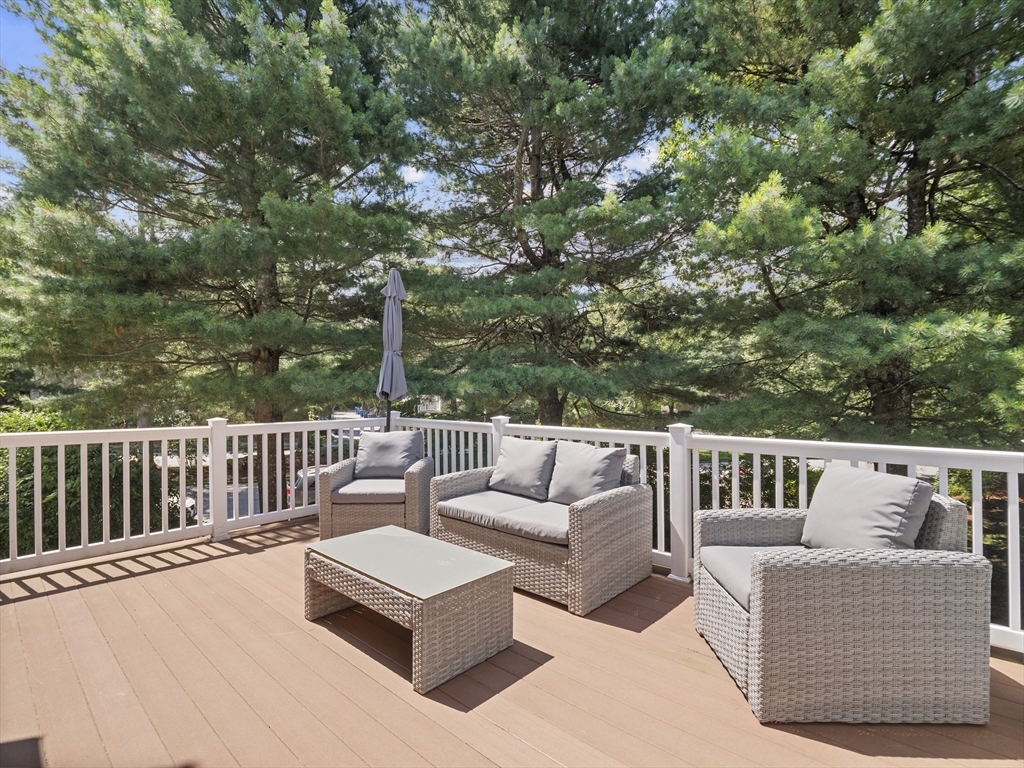 Property Photo: 3901 Knightsbridge Close 3901 MA 01609