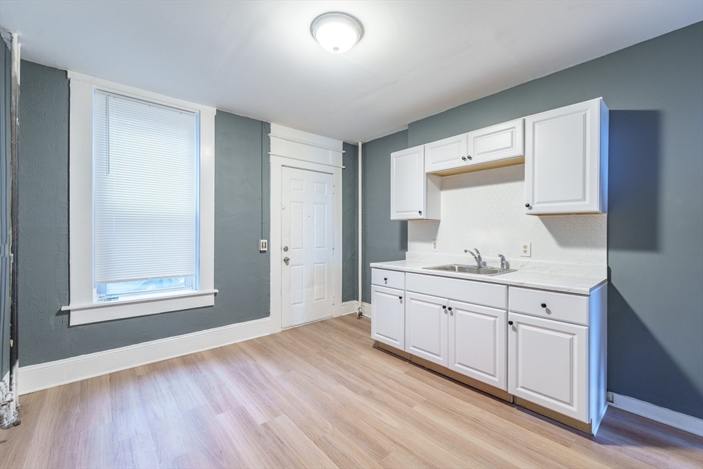 Property Photo: 173 Elm Street 3lr MA 01040