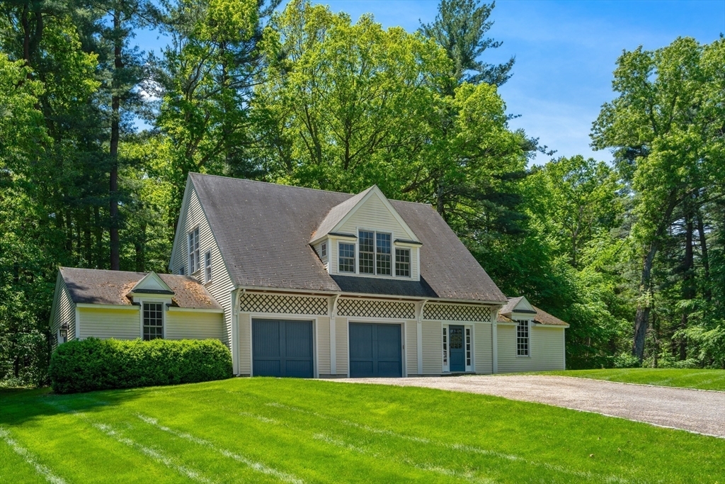 Property Photo: 4 Claybrook Rd MA 02030