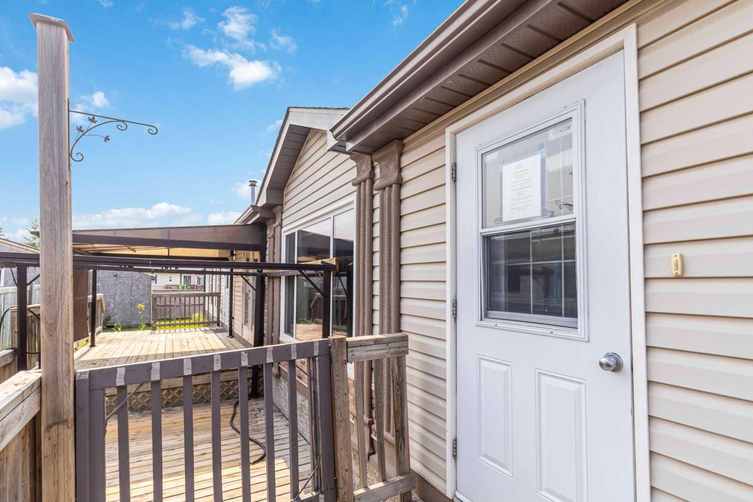 Photo de la propriété: 305 Ash Way AB T9K 0G3