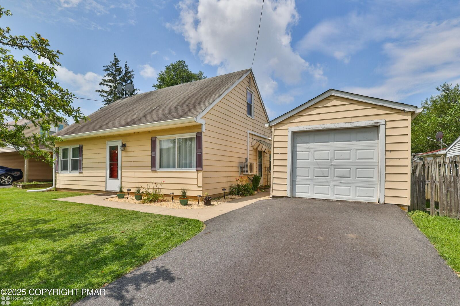 Property Photo:  1219 Whitehall Avenue  PA 18045 