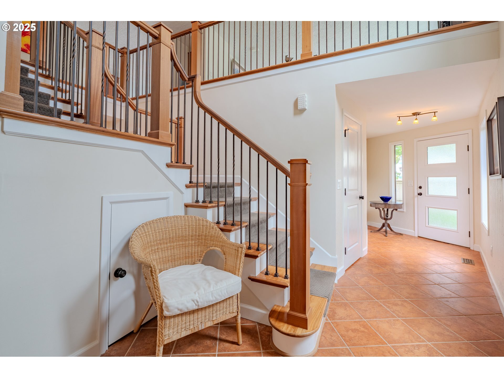 Property Photo: 13708 SE 37th St WA 98683