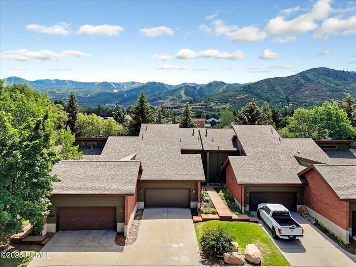 Property Photo: 1513 Meadow Loop Rd 3 UT 84098
