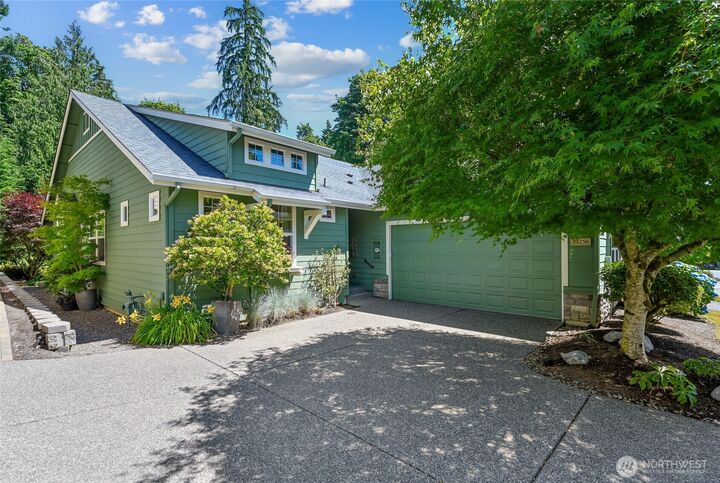 Property Photo:  24256 NE Vine Maple Way  WA 98053 