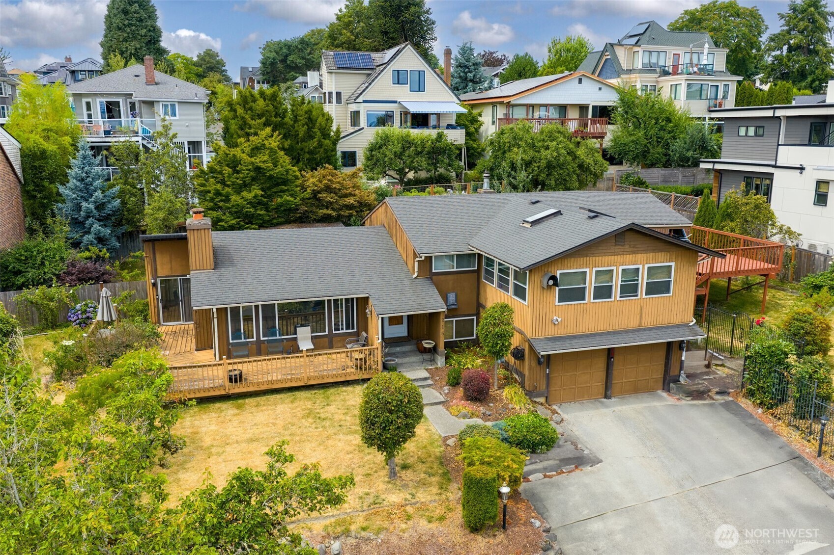 Property Photo: 215 31st Avenue WA 98122