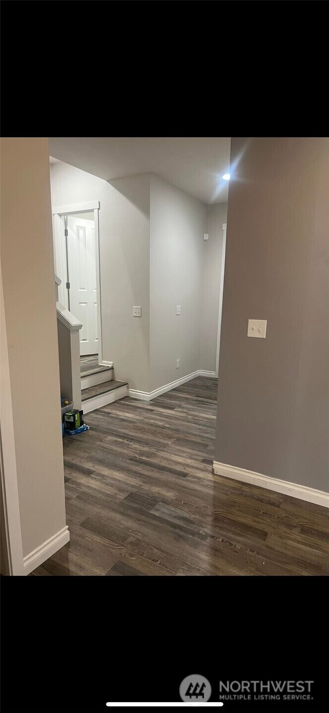 Property Photo: 18702 E 105th WA 98374