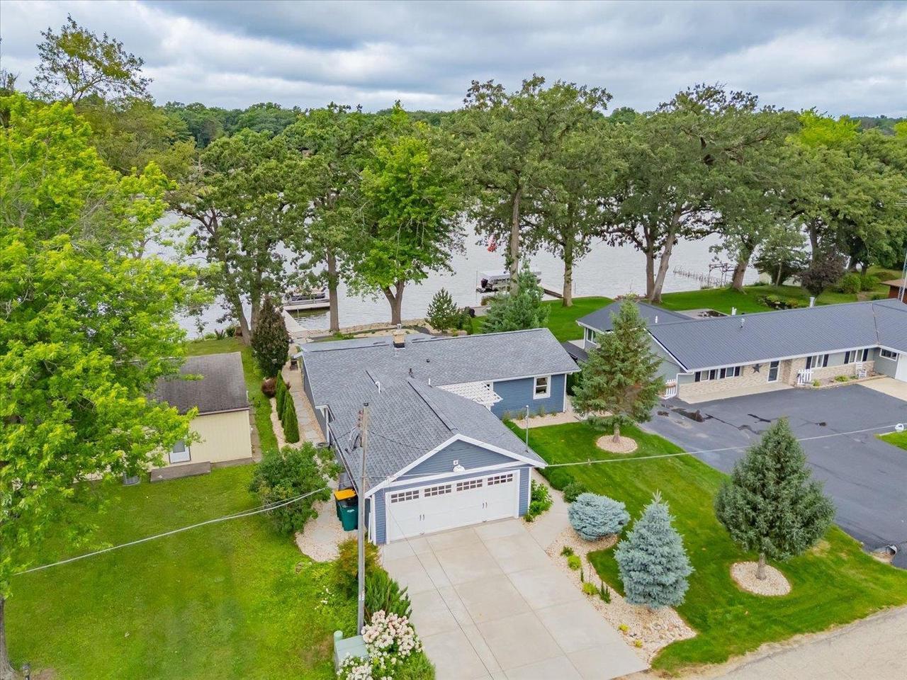 Property Photo: 10045 North Ellendale Road WI 53534