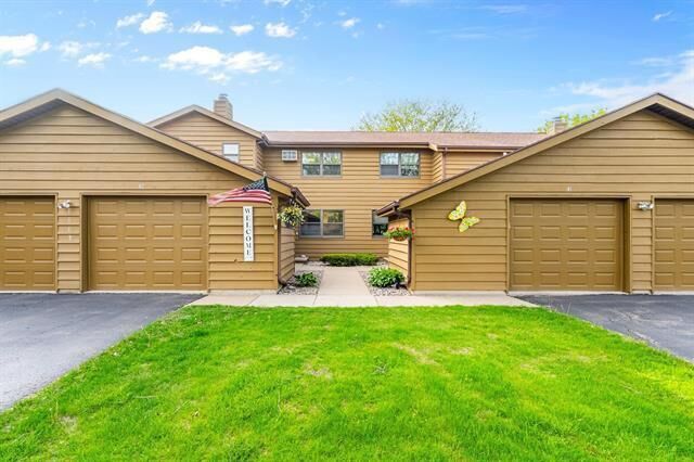 Property Photo: 1115 Daniel Court 40 WI 54956