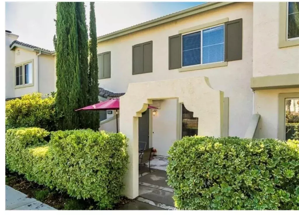22705 Sundance Creek Drive  Saugus CA 91350 photo