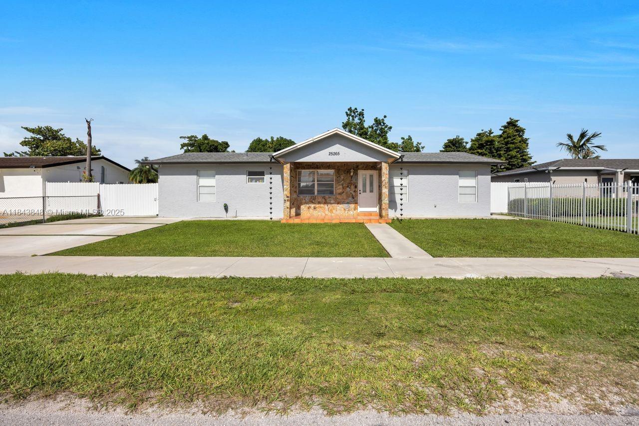 Property Photo:  25265 SW 124th Pl  FL 33032 