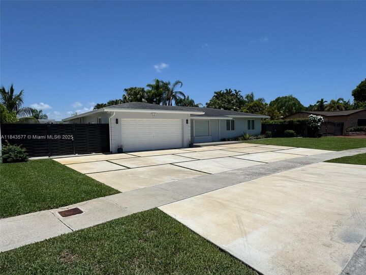 Property Photo:  14233 SW 76th St  FL 33183 