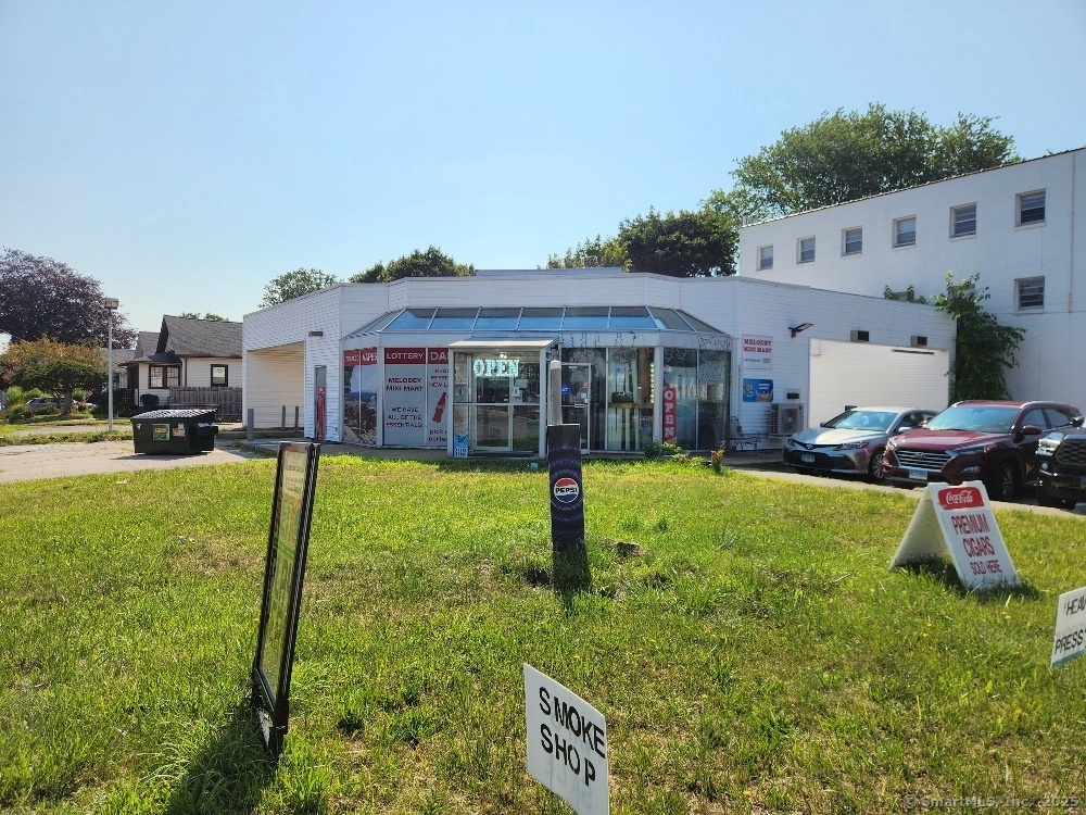 Property Photo: 458 Ocean Avenue CT 06320