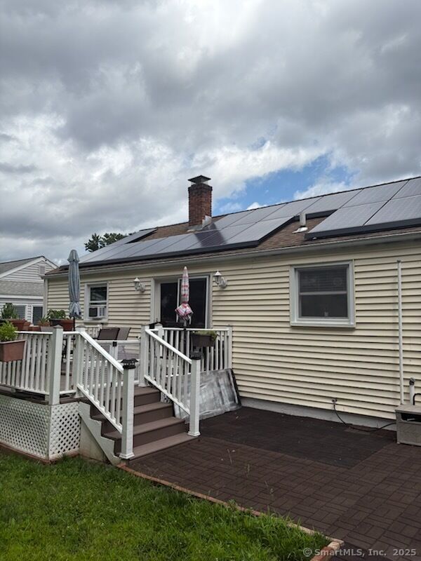 Property Photo:  208 Mountain Street  CT 06106 