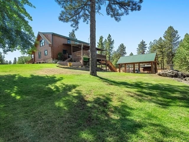 Property Photo: 8718 W Anderson Rd WA 99004
