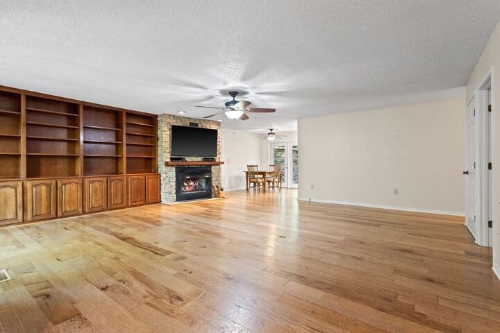 Property Photo:  56 Cardinal Circle  NC 28782 