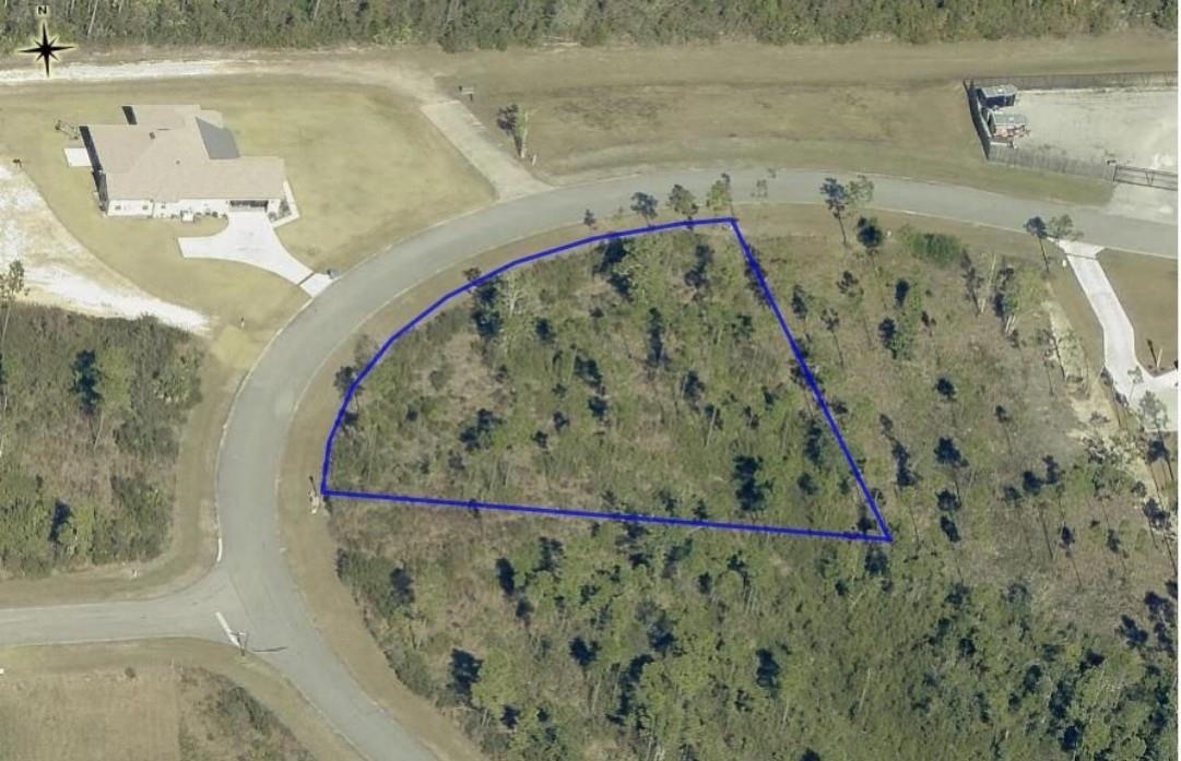 Property Photo: 825 Vista Del Sol Lane FL 32404