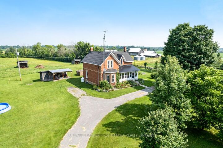 Property Photo:  453 Day Road  ON K7H 3C3 