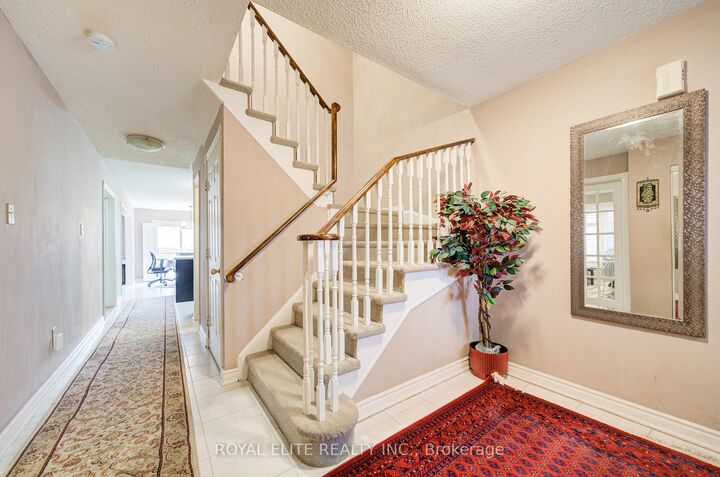 Property Photo: 72 Stella Drive ON L3S 4G8