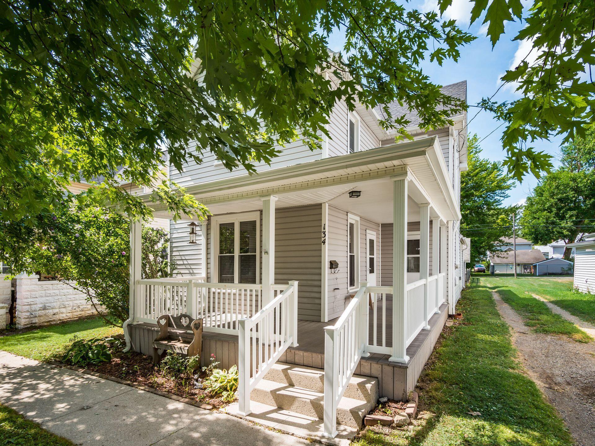 Property Photo:  134 W Bomford Street  OH 43344 