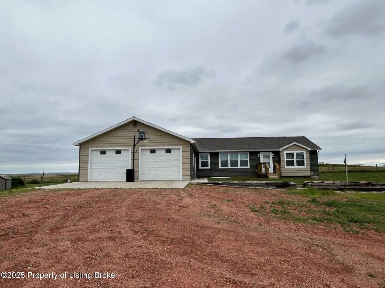 Property Photo: 14604 89th Street SW ND 58623