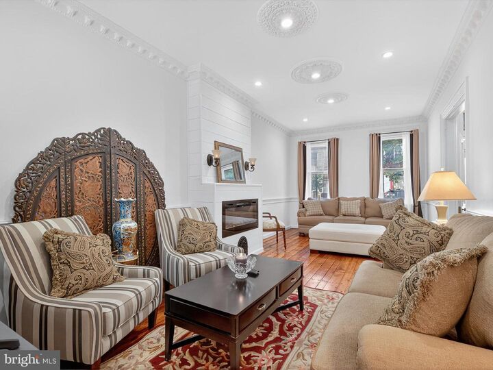 Property Photo: 431 S Queen Street PA 17603