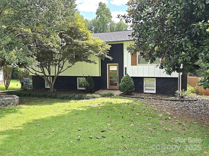 Property Photo:  3822 Newhall Drive NW  NC 28613 