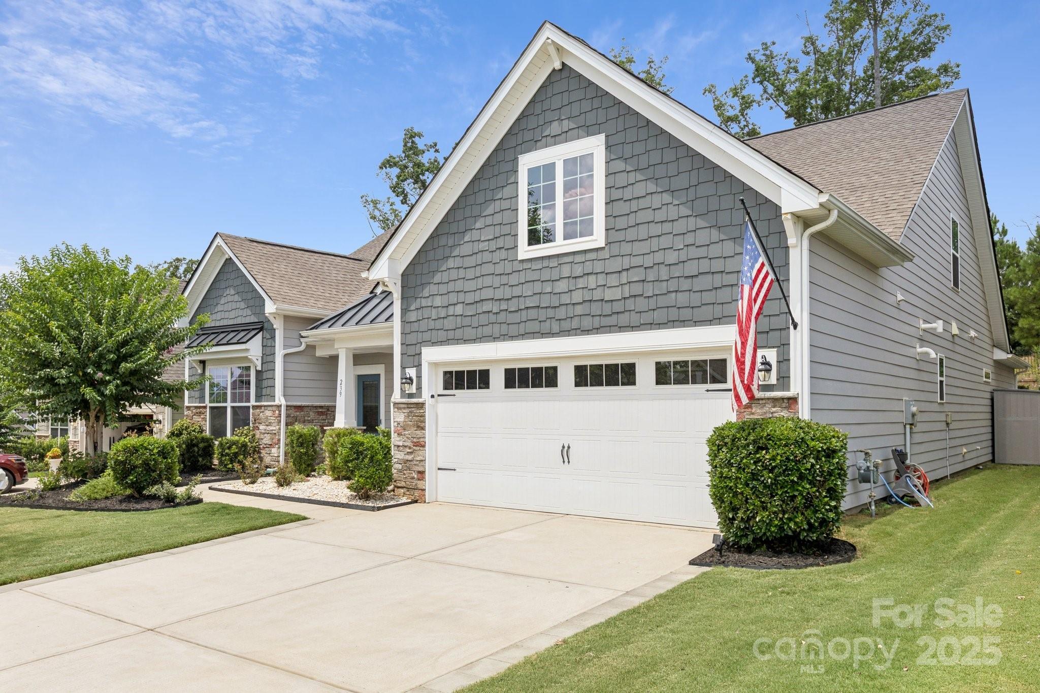 Property Photo: 239 Kentmere Lane SC 29710