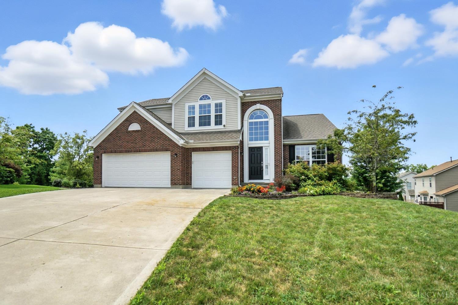Property Photo:  1185 Lake Wood Court  OH 45036 