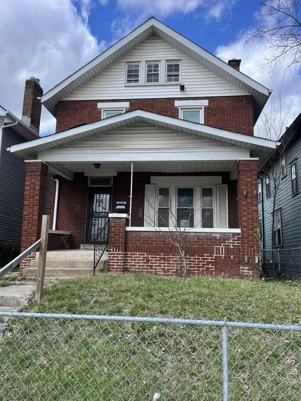 Property Photo:  1144 E Whittier Street  OH 43206 