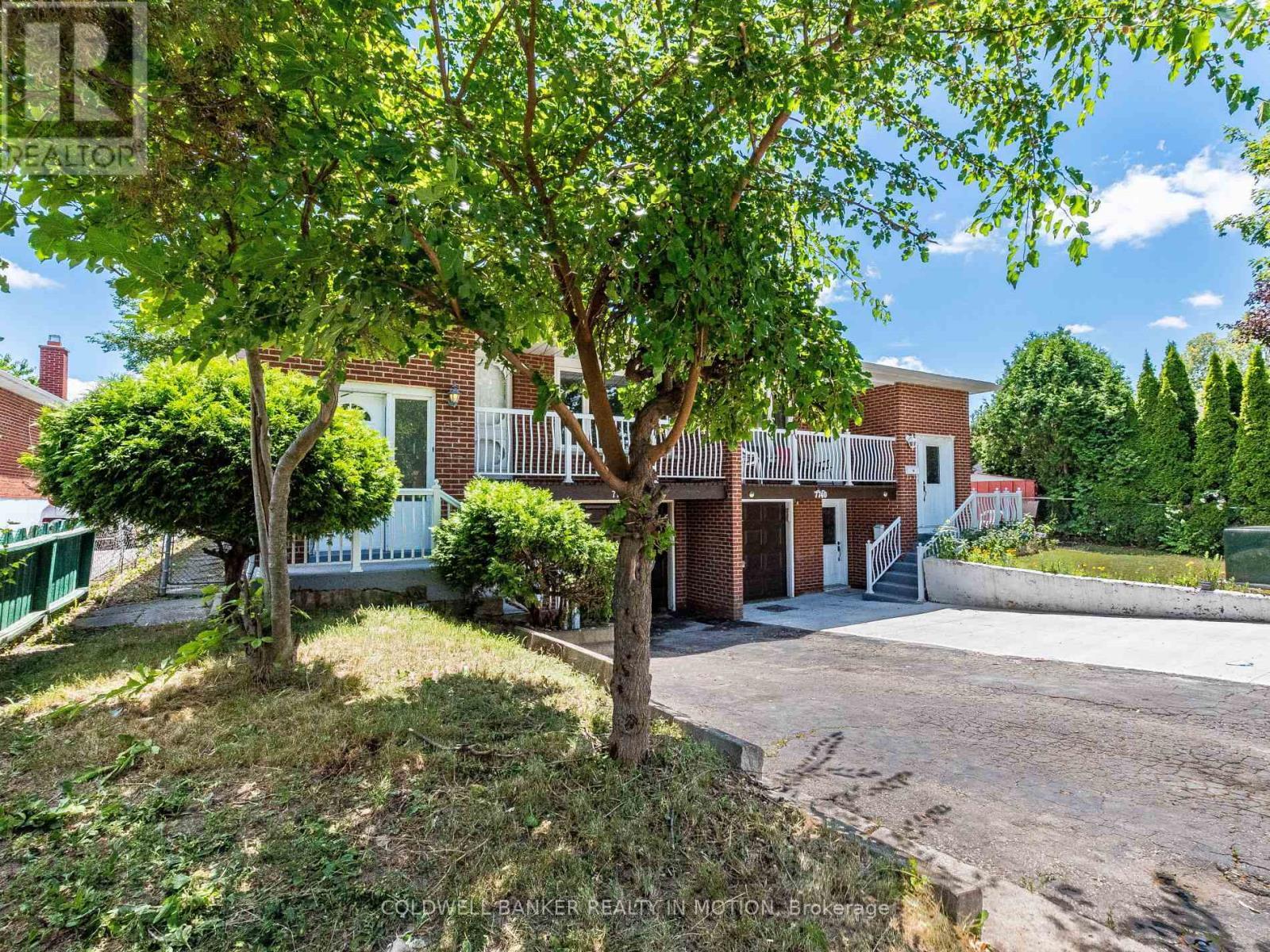 Property Photo: 7738 Kittridge Drive ON L4T 3J6
